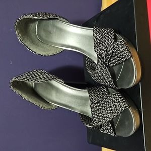 Heeled shoes size 8